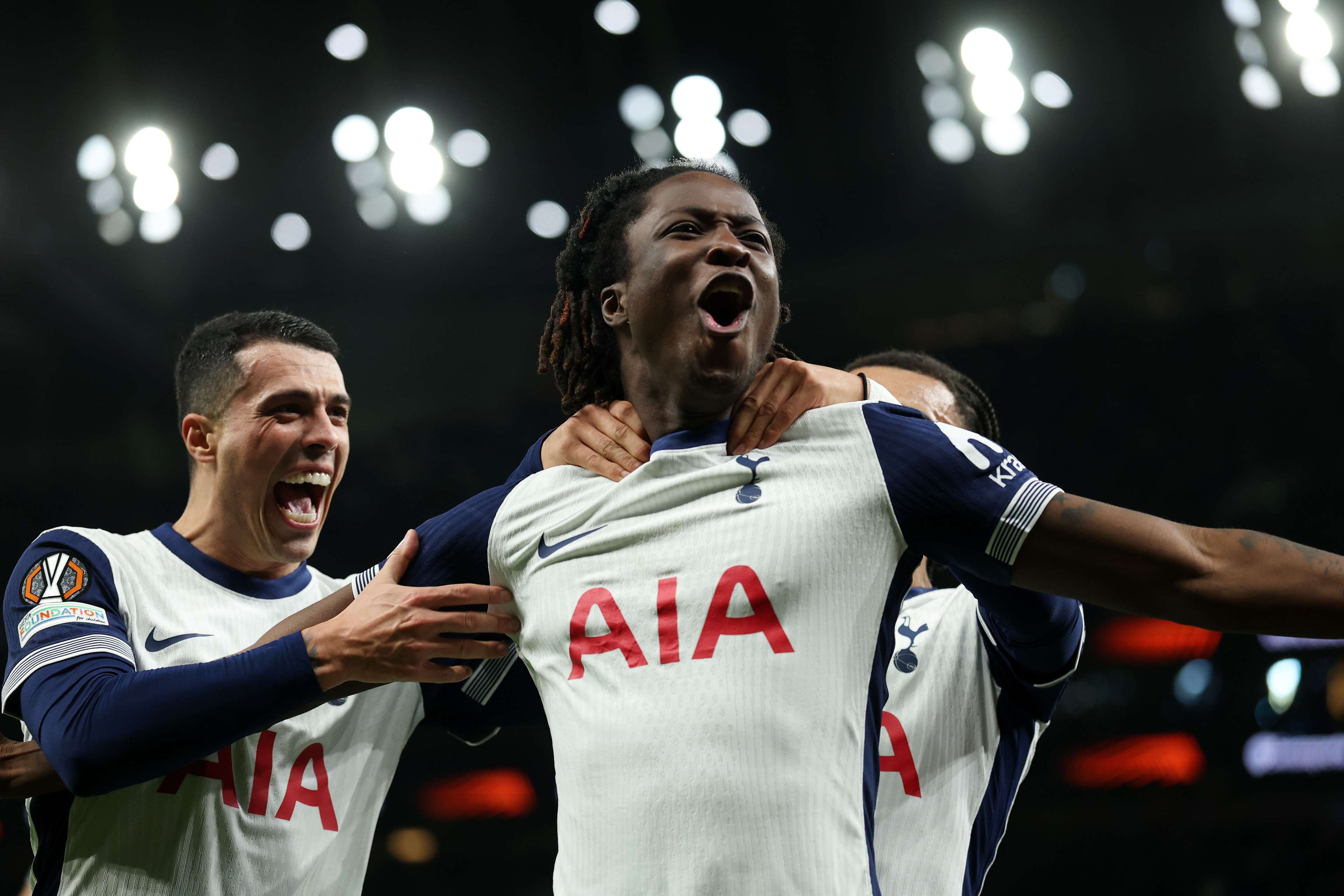 对阵布伦特 对阵布伦特